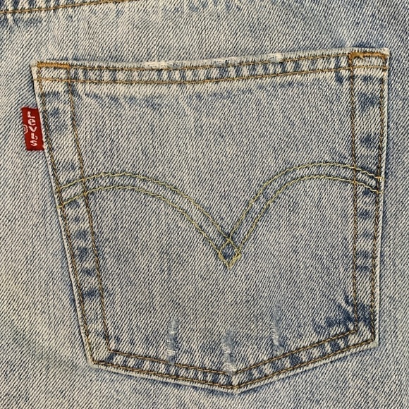 Levi’s 501 Light Wash Button Fly Distressed Cut Off Style Denim Shorts size 27 - Picture 6 of 11